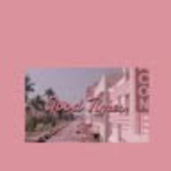 Meet your Posher, Elia - Picture 1 of 1